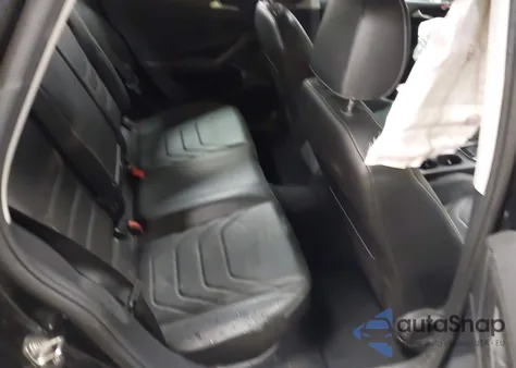 2019 Volkswagen Jetta 1.4T Sel Premium from USA, damaged, VIN 3VWG57BU5KM013509